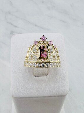 ✨ 10K Solid Gold Sweet 15 Ring crown– 15 Años ✨Anillo en oro corona quinceañera